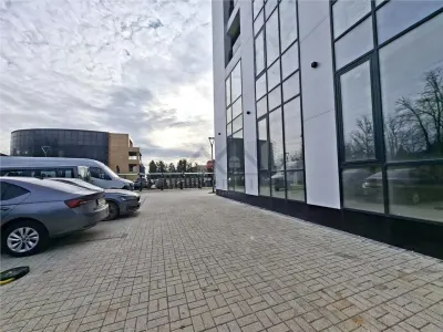Location - Copou - Espace Commercial 108 m² Azimut - foto 18