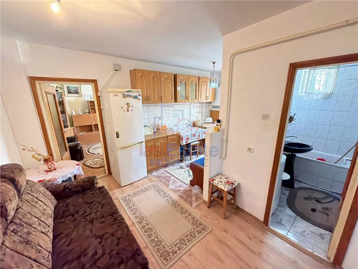 Appartement Deux Chambres avec Distribution Dégagée Près de l'Hôtel Roman - foto 5