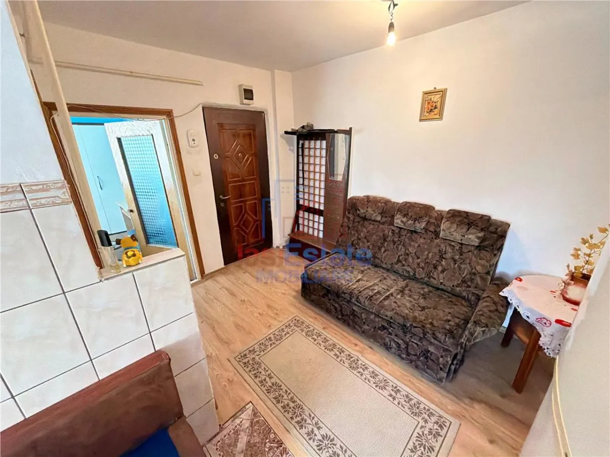 Appartement Deux Chambres avec Distribution Dégagée Près de l'Hôtel Roman - foto 7