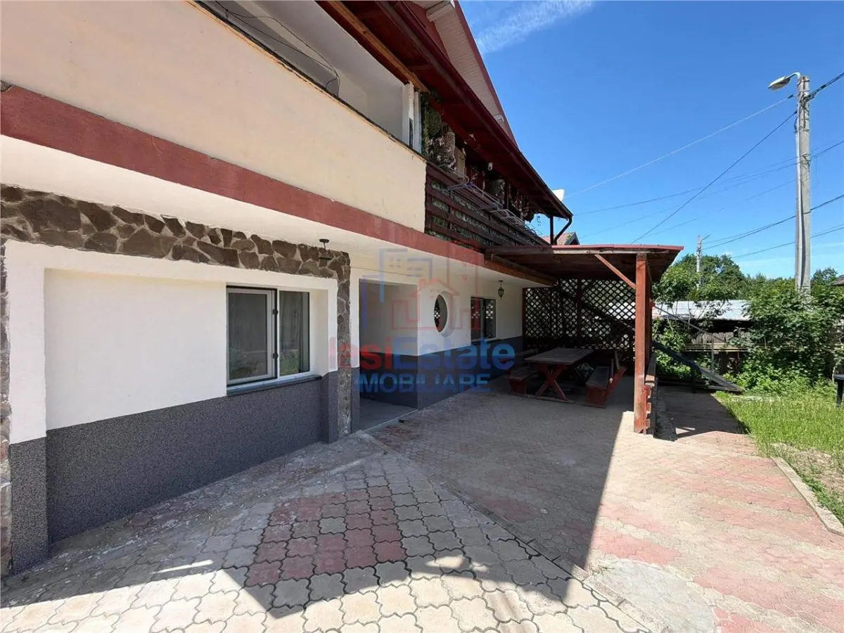 Maison 3 Chambres avec Terrain à Miroslava, Notariat Iulia Pădurarului - foto 2