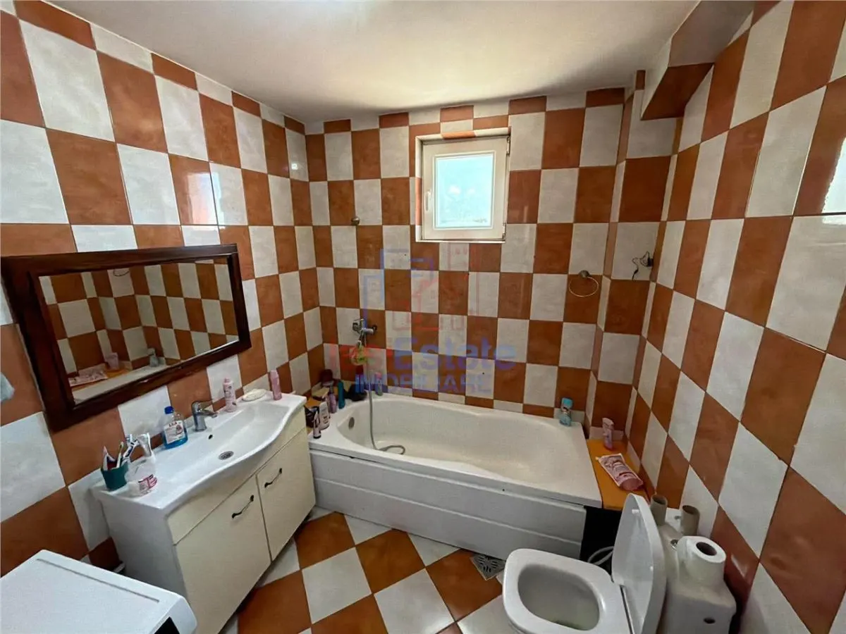 Maison 3 Chambres avec Terrain à Miroslava, Notariat Iulia Pădurarului - foto 11