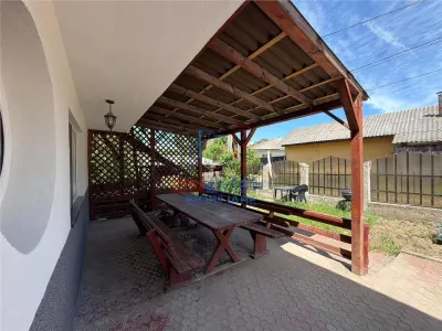 Maison 3 Chambres avec Terrain à Miroslava, Notariat Iulia Pădurarului - foto 13