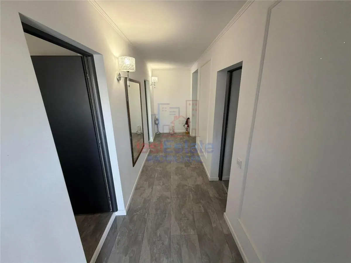 Maison 3 Chambres avec Terrain à Miroslava, Notariat Iulia Pădurarului - foto 8