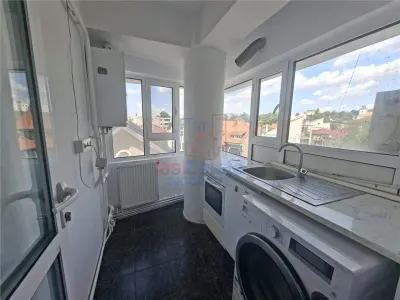 Appartement 3 Pièces, Centre - Près de l'Hôpital Sfântul Spiridon - foto 11