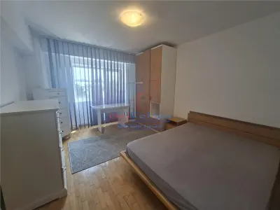 Appartement 3 Pièces, Centre - Près de l'Hôpital Sfântul Spiridon - foto 6