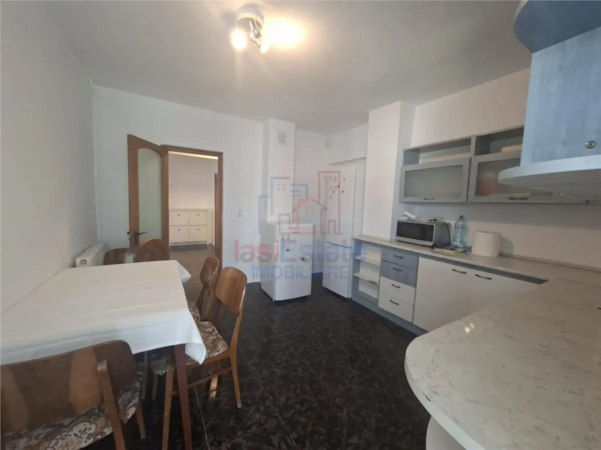 Appartement 3 Pièces, Centre - Près de l'Hôpital Sfântul Spiridon - foto 7
