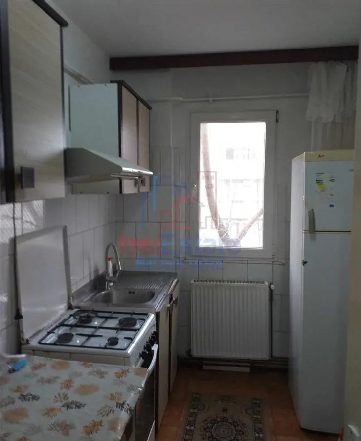 Appartement Deux Pièces Podu Ros – Lycée Emil Racovita - foto 5