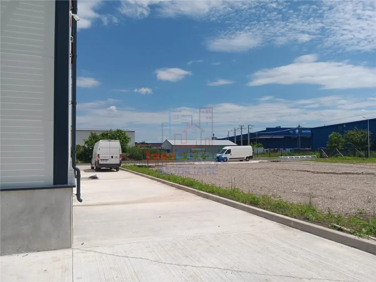 Oficina 108 m² con Terreno 866 m², Dos Accesos, Frente a Metro - foto 12