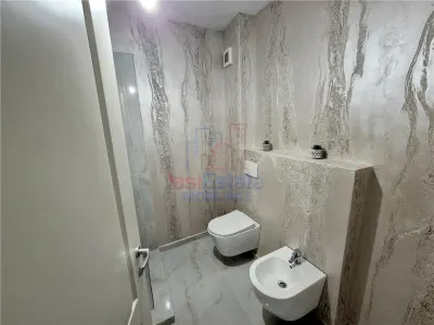 Appartement Deux Chambres à Louer avec Parking Inclus - foto 7