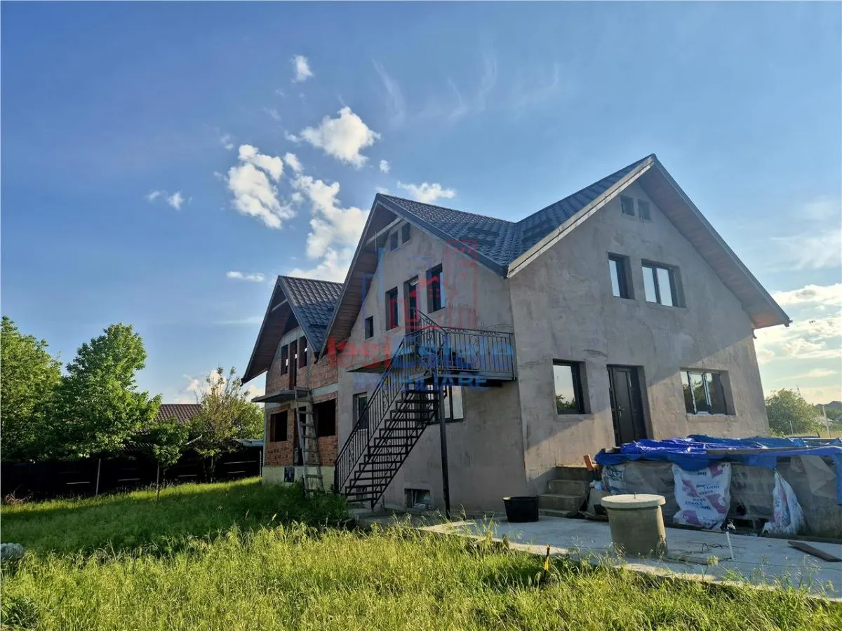Casa Dúplex en Venta con Hermosas Vistas - foto 2