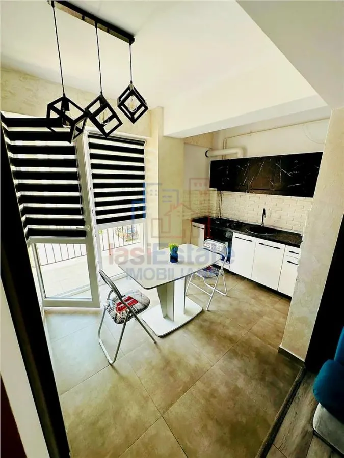 Spacieux Appartement 3 Chambres à Vendre dans le Complexe Iris, Valea Lupului - foto 4