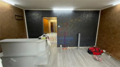 Local Commercial à Louer à Podu Ros, Iași - foto 3