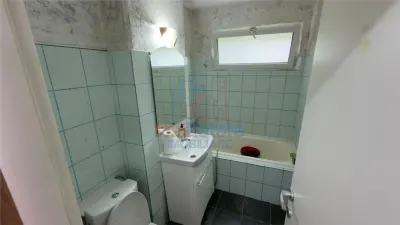 Local Commercial à Louer à Podu Ros, Iași - foto 6