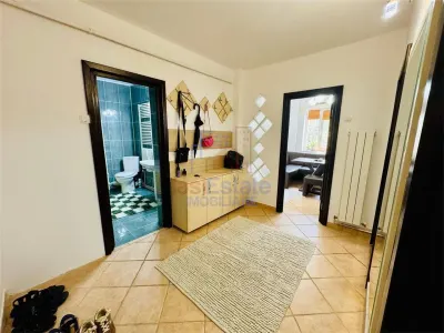 Appartement 3 Pièces Cantemir, Podu Roș - foto 7