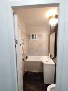 Appartement de Trois Chambres, Quartier Tatarasi - foto 8