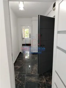 Appartement de Trois Chambres, Quartier Tatarasi - foto 9