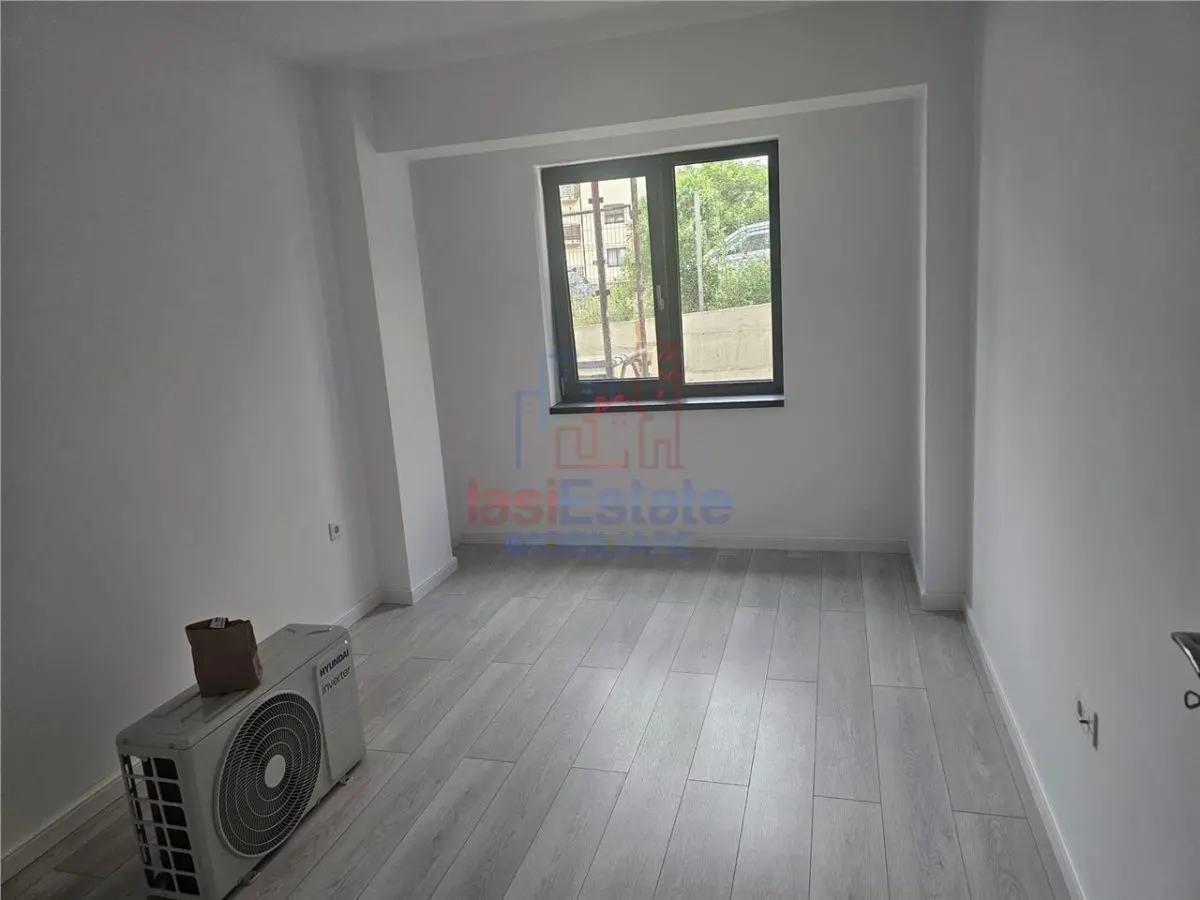 Apartment with 2 bedrooms for sale 51 sqm in Valea Lupului - foto 8