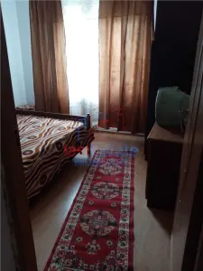 Appartement 3 Chambres au Rez-de-Chaussée, Quartier Calme de Păcurari - foto 2