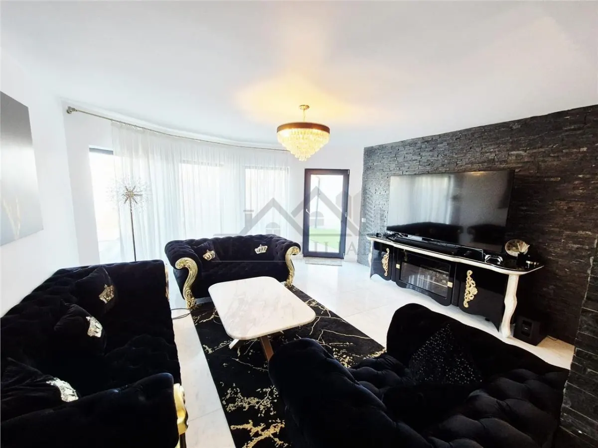 Individual House for Sale in Miroslava, Family Market Area - foto 1
