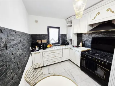 Individual House for Sale in Miroslava, Family Market Area - foto 10