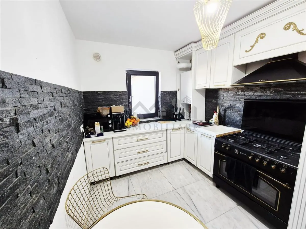 Individual House for Sale in Miroslava, Family Market Area - foto 10