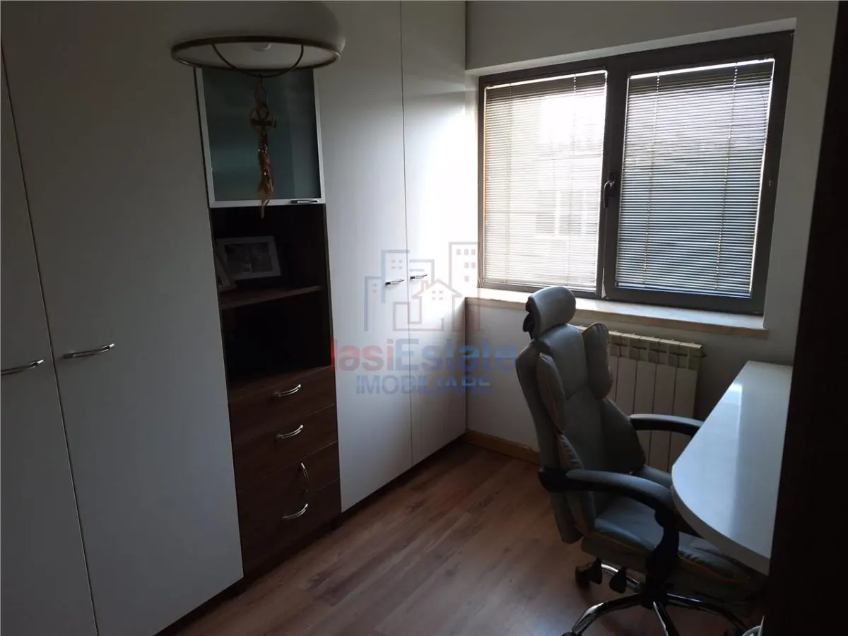 Apartamento de 3 Dormitorios Targu Cucu – Tribunal - foto 13
