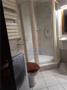 Apartamento de 3 Dormitorios Targu Cucu – Tribunal - foto 16