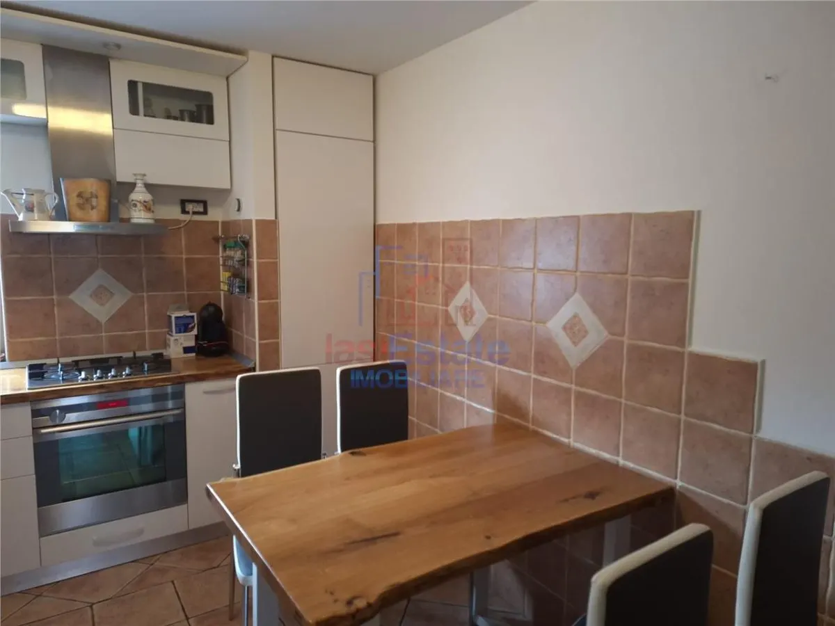 Apartamento de 3 Dormitorios Targu Cucu – Tribunal - foto 21