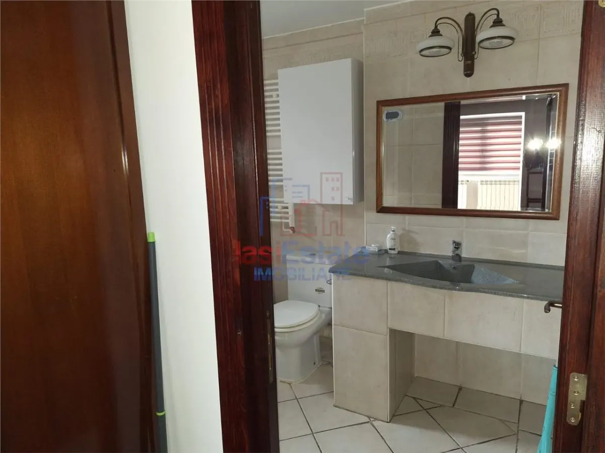 Apartamento de 3 Dormitorios Targu Cucu – Tribunal - foto 10