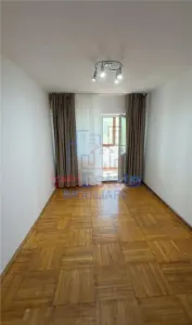 شقة بـ 3 غرف نوم، توزيع منفصل، 77 م²، نيكولينا – مستودع و2 موقف سيارات - Iasi