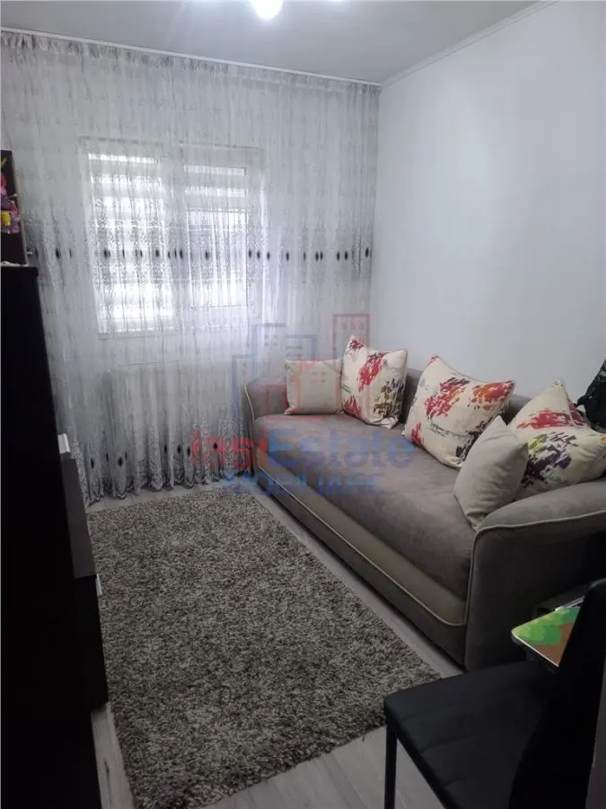 Appartement 3 Pièces, Rue Gradinari – Tatarasi, Iasi - foto 1