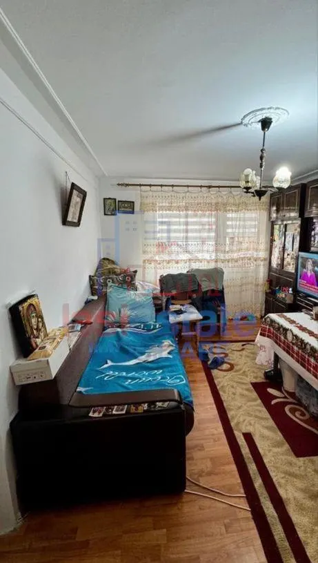 Appartement Deux Chambres, Quartier Podu Ros - foto 1