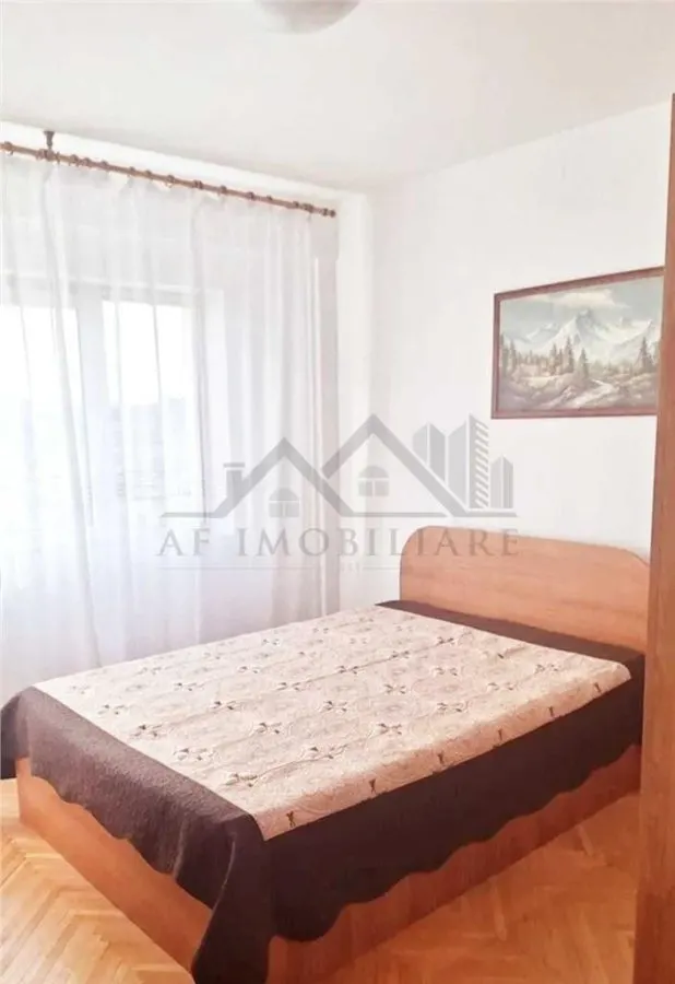 Appartement 3 Chambres, Quartier Mircea cel Bătrân - foto 2