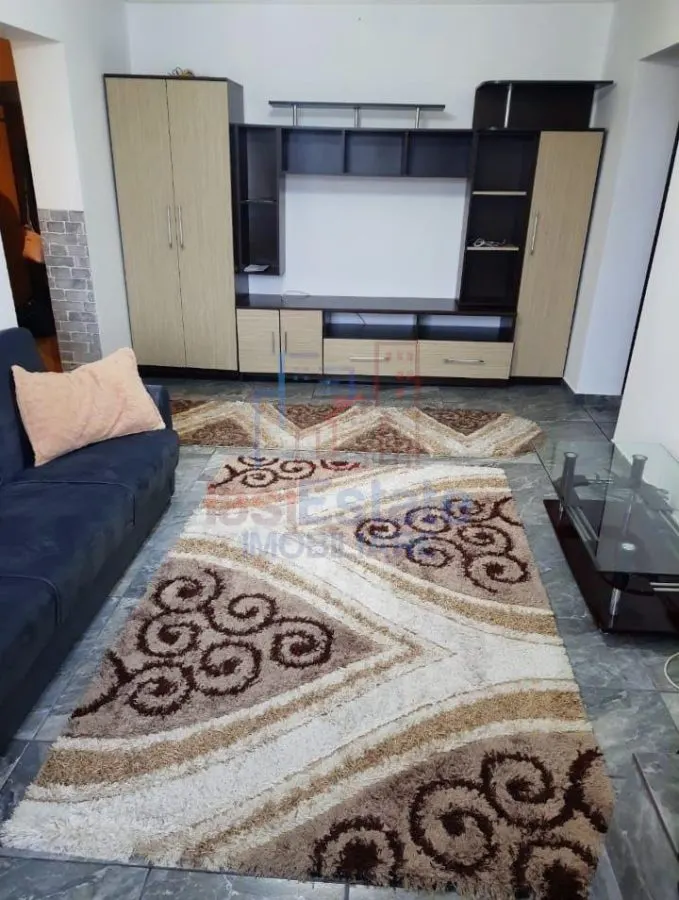Appartement Trois Chambres à Podu Ros, Iași - foto 5