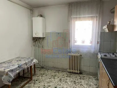 Appartement Deux Chambres Gara - Arcu - foto 5