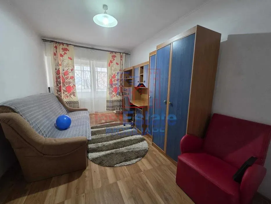 Appartement 2 Pièces, Distributions Séparées, Boulevard Cug - foto 3