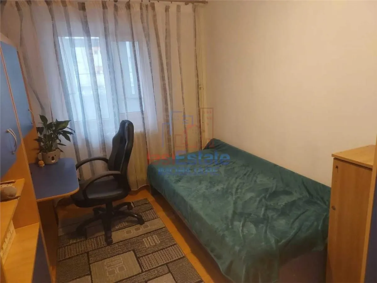 Appartement 3 Pièces, 69 m², Distribution Dégagée, 2e Étage – Păcurari - foto 2