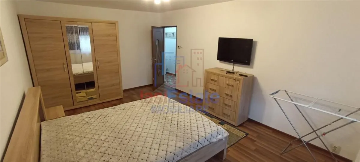 Appartement 1 Chambre à Vendre à Podu de Fier | 38 m² | 1er Étage - foto 1