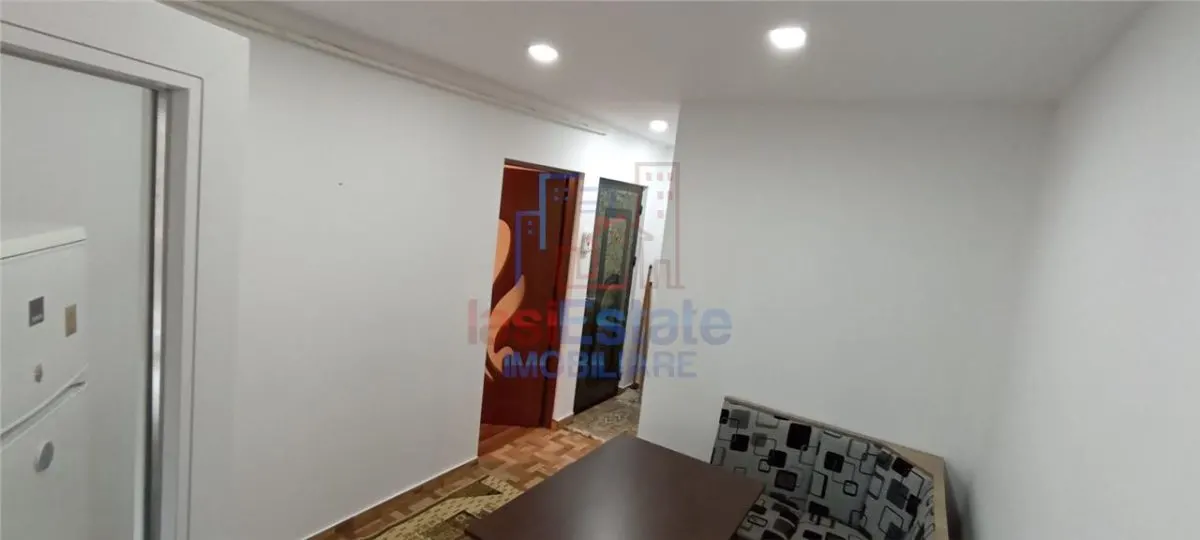 Appartement 1 Chambre à Vendre à Podu de Fier | 38 m² | Rez-de-Chaussée - foto 2