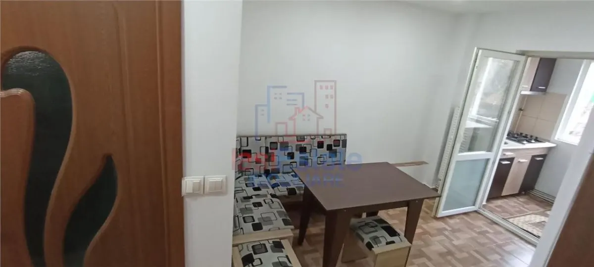 Appartement 1 Chambre à Vendre à Podu de Fier | 38 m² | Rez-de-Chaussée - foto 6