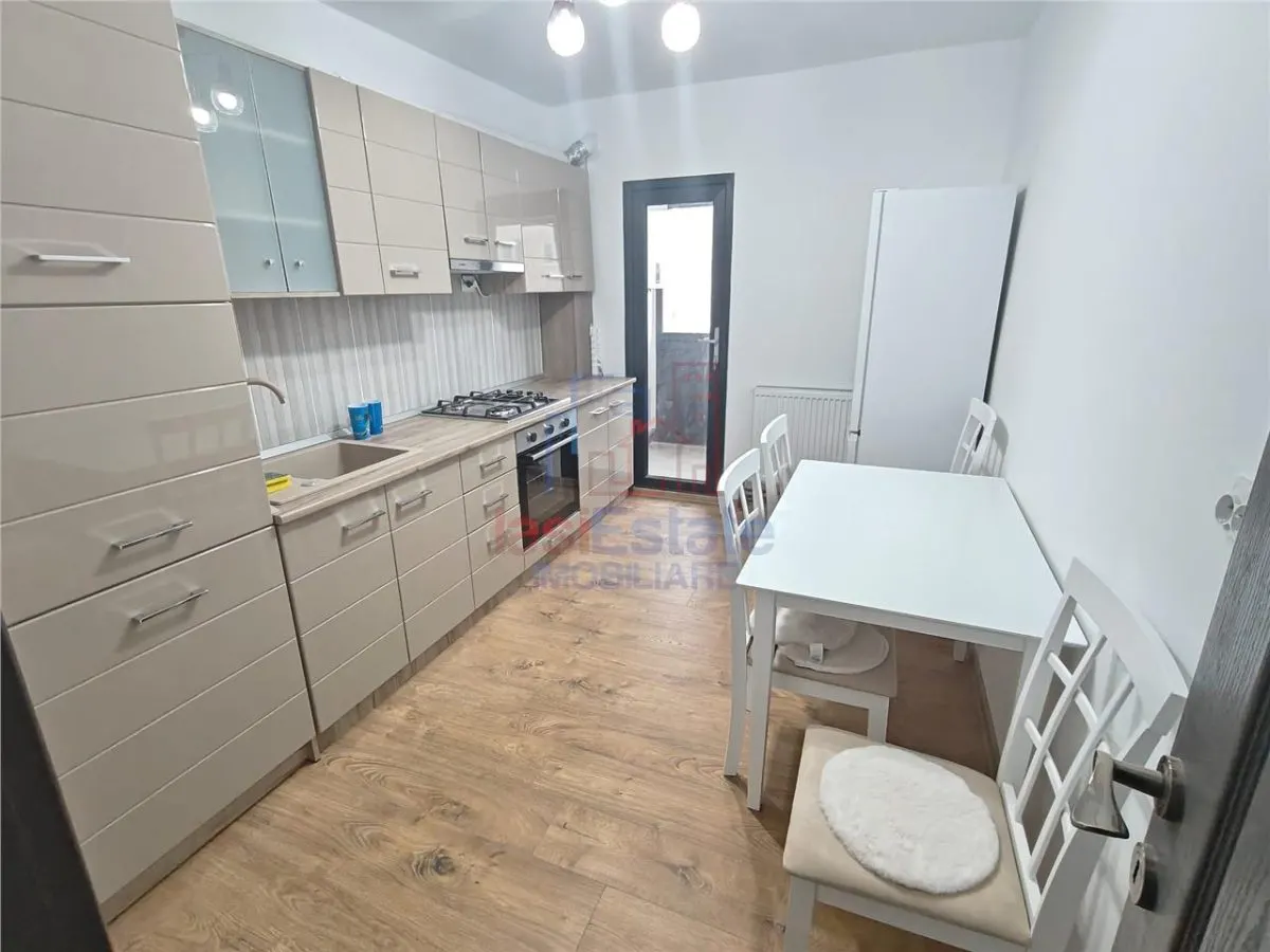 Apartamento de Tres Habitaciones, Dacia - Bicaz, Iași - foto 9