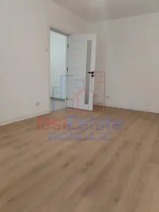 Appartement 2 Chambres Rénové – Quartier Zimbru, Iași - foto 4