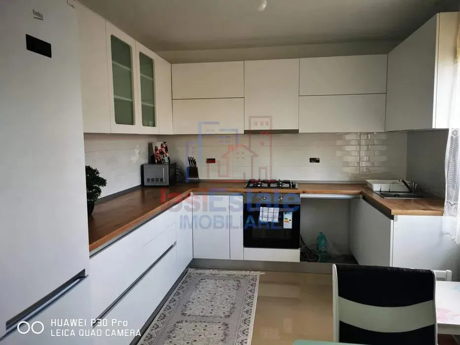 Villa au Prix d'un Appartement, Dumbrava – RdC + Étage, 120m², Terrain 300m² - foto 3