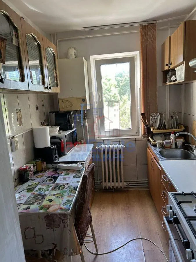 Appartement 3 Pièces, Pacurari—Cadre Paisible et Verdoyant - foto 3