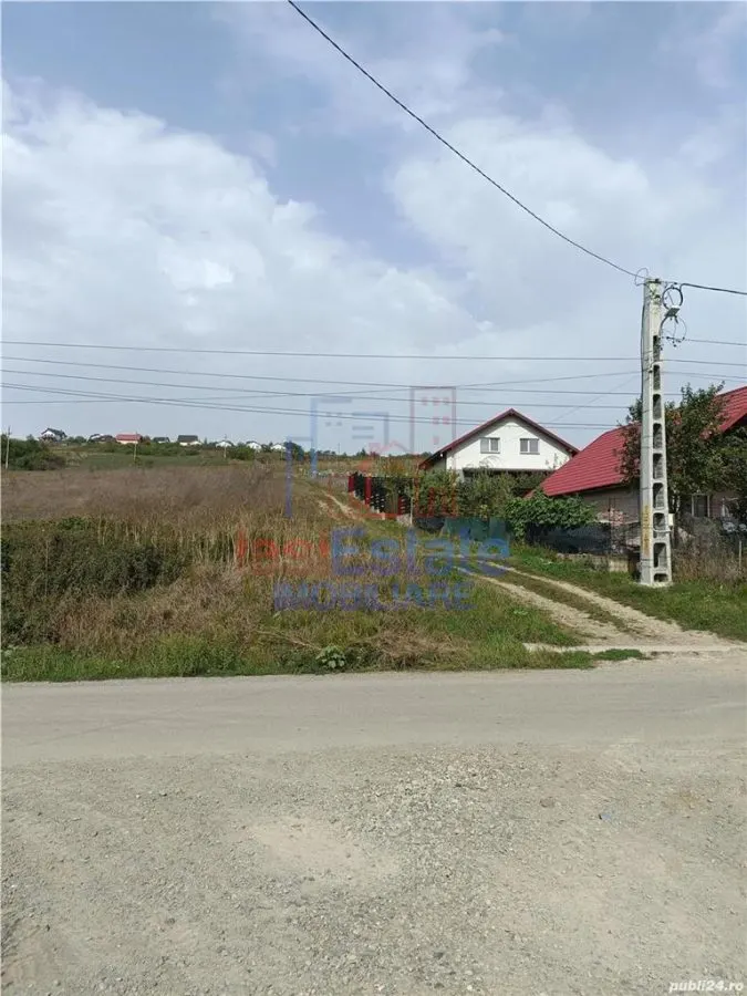 Terrain Cercu-Bârnova 2200 m² ou 625 m² - foto 1