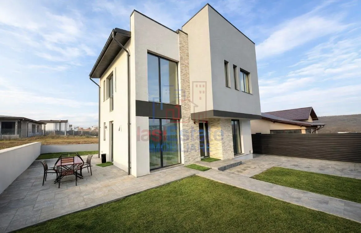 Maison Neuve 2025 Rediu Iasi, 515 m² Terrain - foto 1