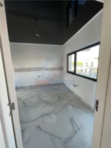 Villa Moderne Horlesti-Breazu, 4 Chambres, Terrain 500 m² - foto 4