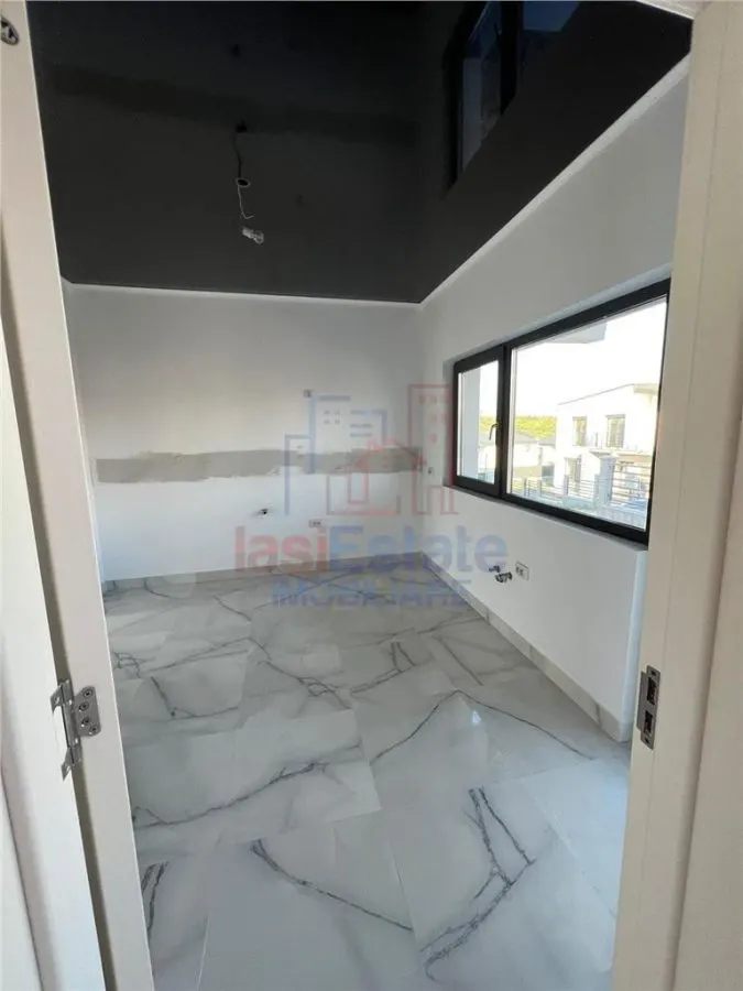 Villa Moderne Horlesti-Breazu, 4 Chambres, Terrain 500 m² - foto 4