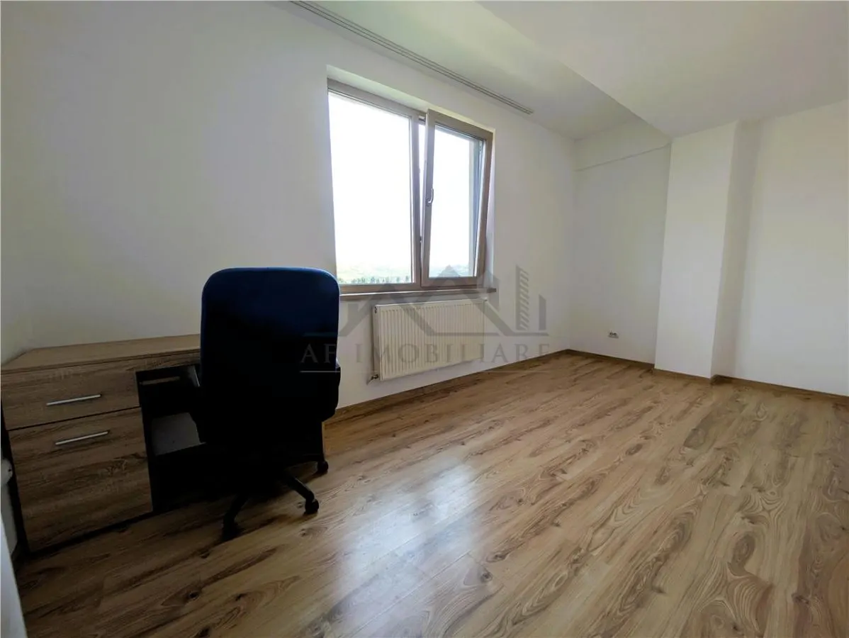 Appartement 3 Pièces avec Conditions de Financement Flexibles, Cug - Visoianu - foto 4