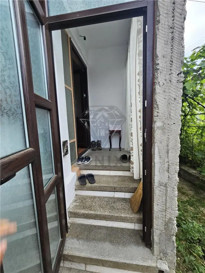 Espaciosa Casa de 6 Dormitorios en Venta, Maneciu-Ungureni, Prahova – Terreno 551 m² - foto 6
